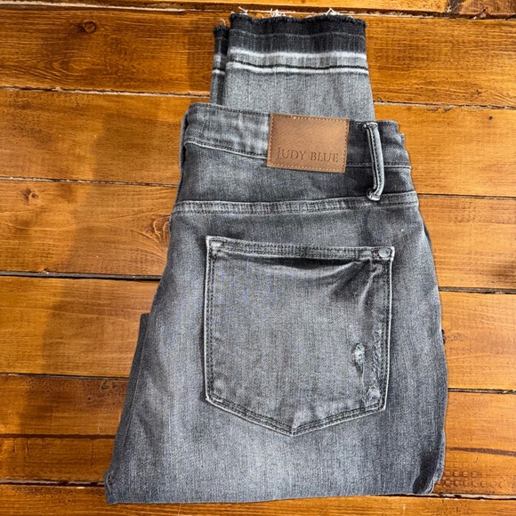 Judy Blue Denim - Judy Blue Skinny Jeans Women 15 (Fits 32x28) Gray High Rise Raw Hem Distressed